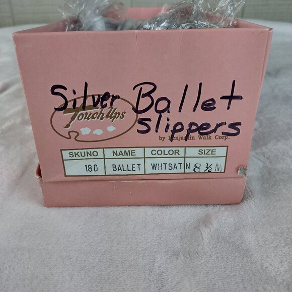 Vintage Touch Ups Silver Ballet Slippers House Shoes Flats NIB Glam - Picture 2 of 5